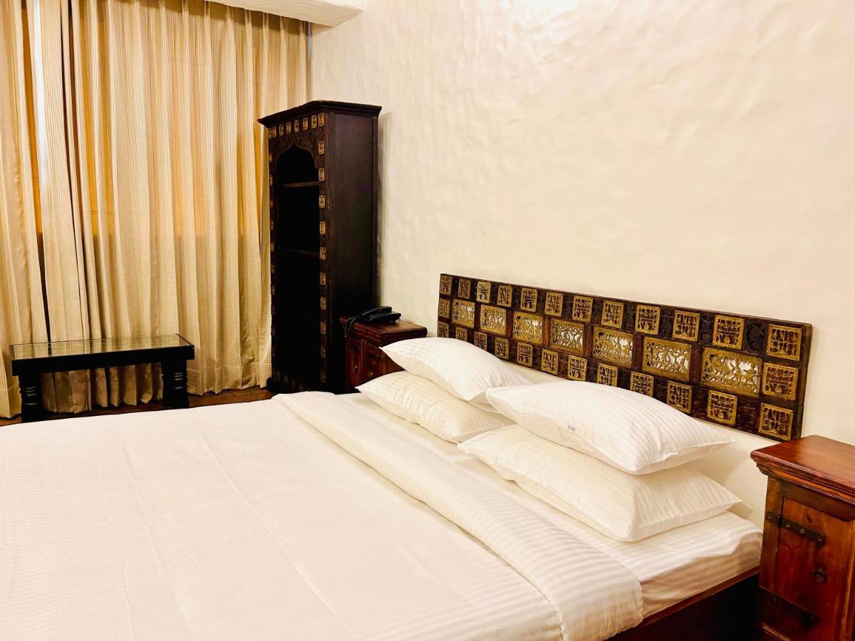 The Kaptain'S Retreat Chandīgarh Buitenkant foto