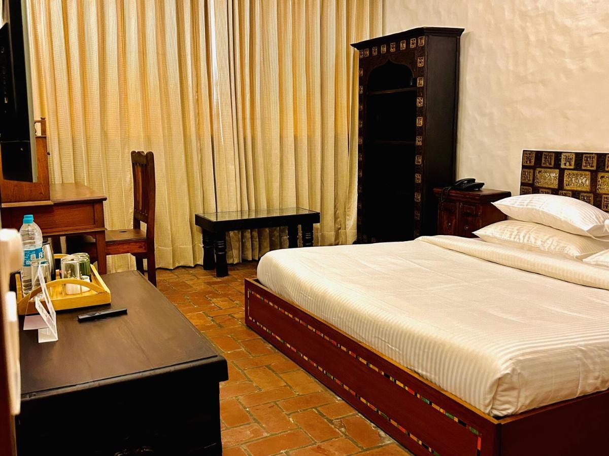 The Kaptain'S Retreat Chandīgarh Buitenkant foto